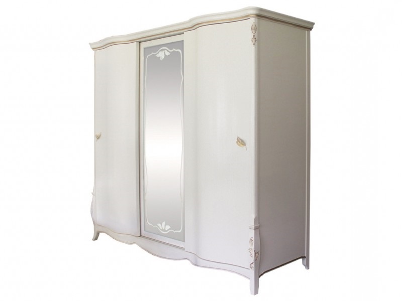 Шкаф трехдверный "Трио"