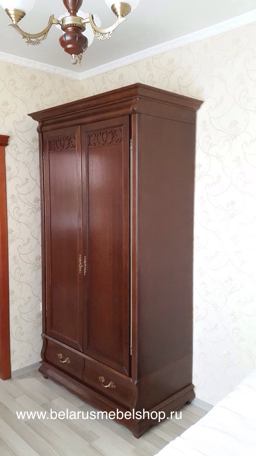 Шкаф двухдверный "Оскар"  орех без зеркал.В НАЛИЧИИ.