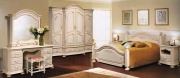 Спальня "Босфор-Люкс 1" слоновая кость с патиной