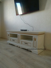 Тумба "Милана ТВ4с" П265.16с слоновая кость с золочением