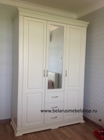 Шкаф трехдверный "Верди-Люкс" слоновая кость.В НАЛИЧИИ.