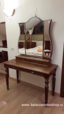 Туалетный столик  "Лика" медовый дуб с золотой патиной.В НАЛИЧИИ.