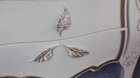 Тумба прикроватная "Трио" белая эмаль с золотой патиной