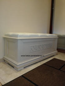 Сундук "Оскар" белая эмаль с темной патиной